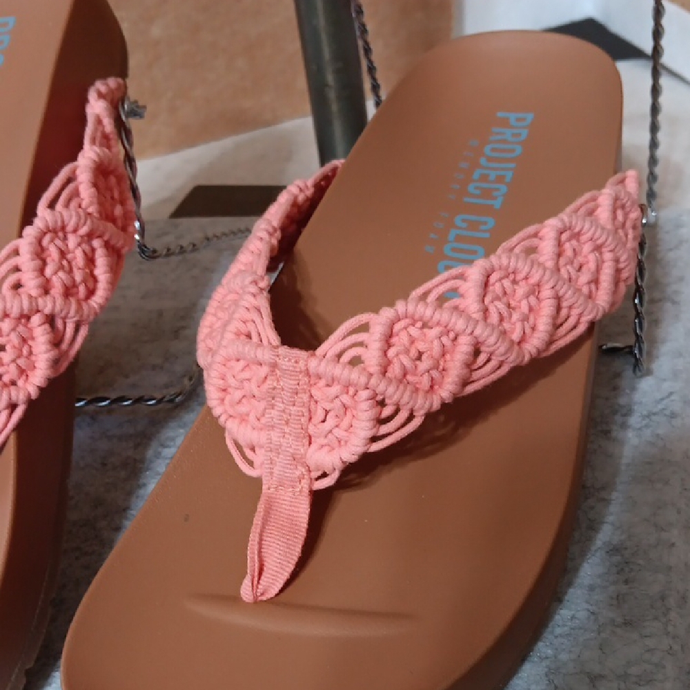 Project Cloud Coral Women's Sandals - Picture 2 of 5